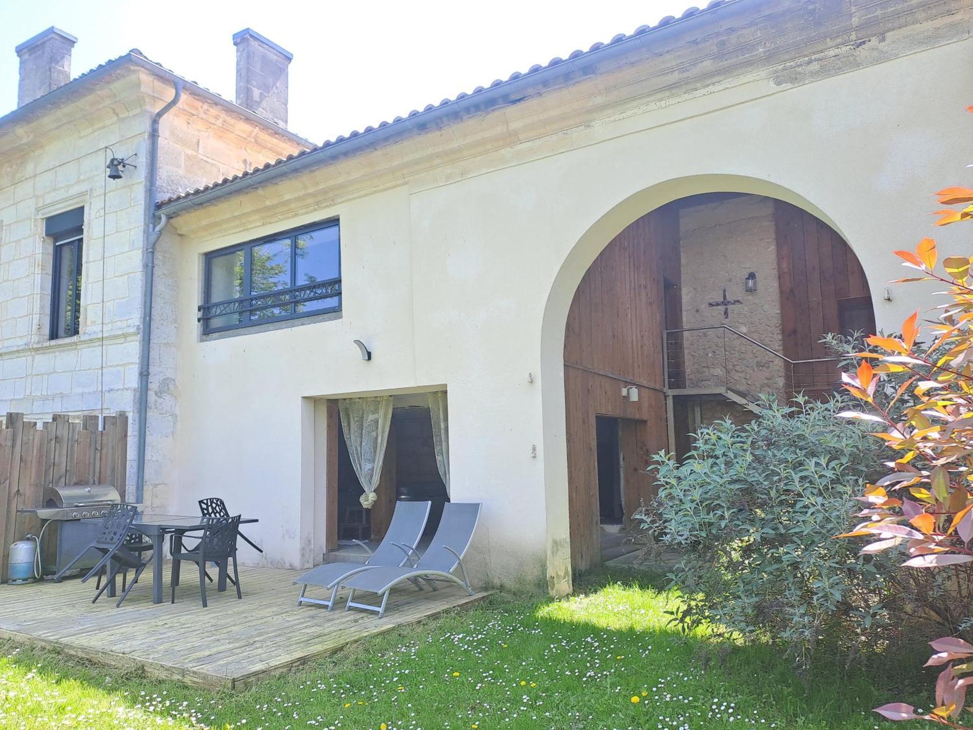 Domaine Ecoline Apartment Sadirac Exterior photo